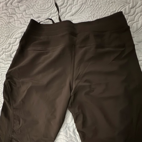 NWOT Lightweight Pants - Picture 3 of 5